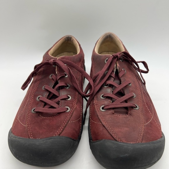 KEEN WOMENS RED/BURGUNDY WALKING AND HIKING LEATHER SHOES SIZE 9 - Picture 9 of 14